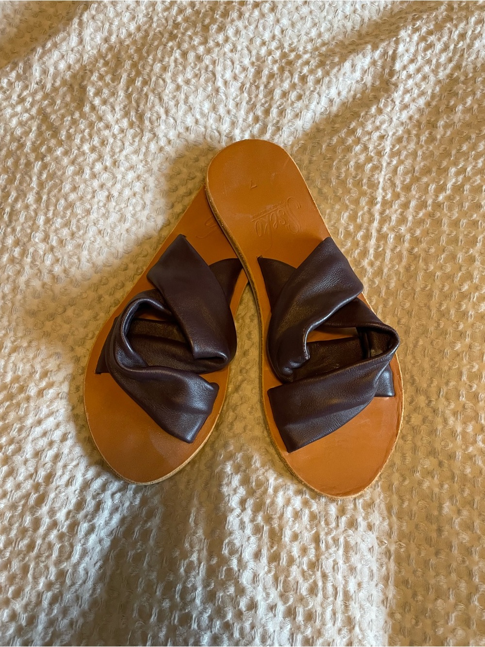 Sseko Leather Twist Slide Sandals Maroon Size 7